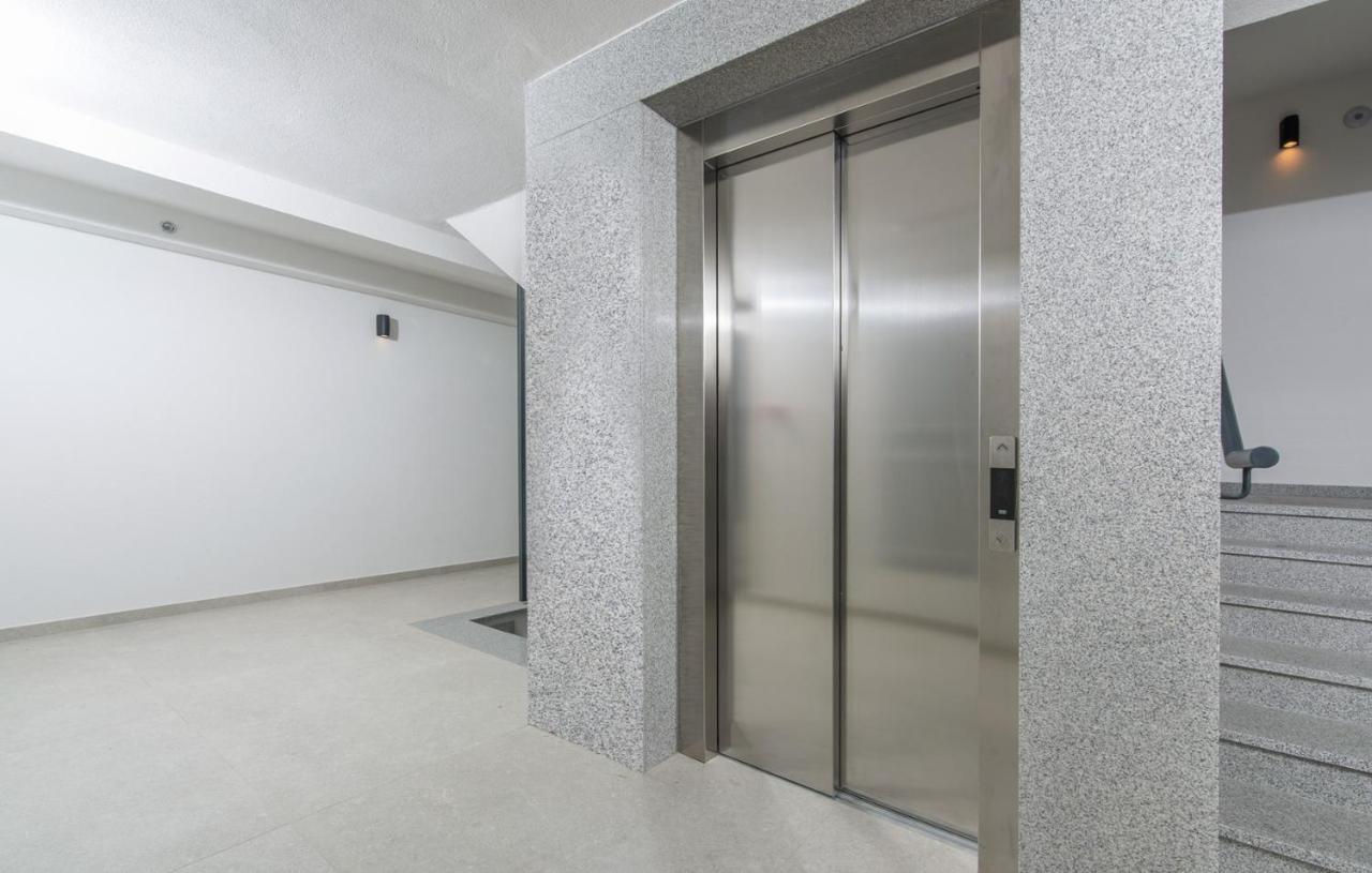 Residence Nar Пореч Екстериор снимка