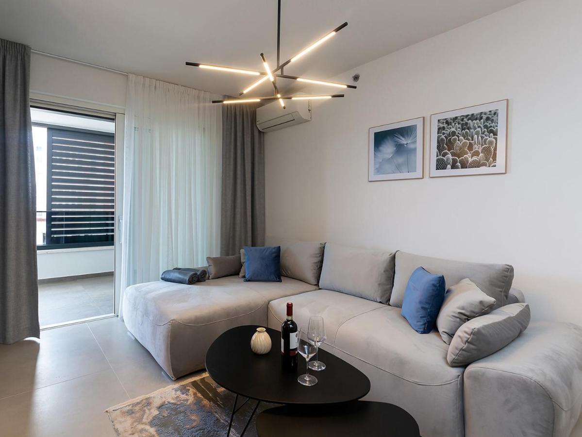 Residence Nar Пореч Екстериор снимка